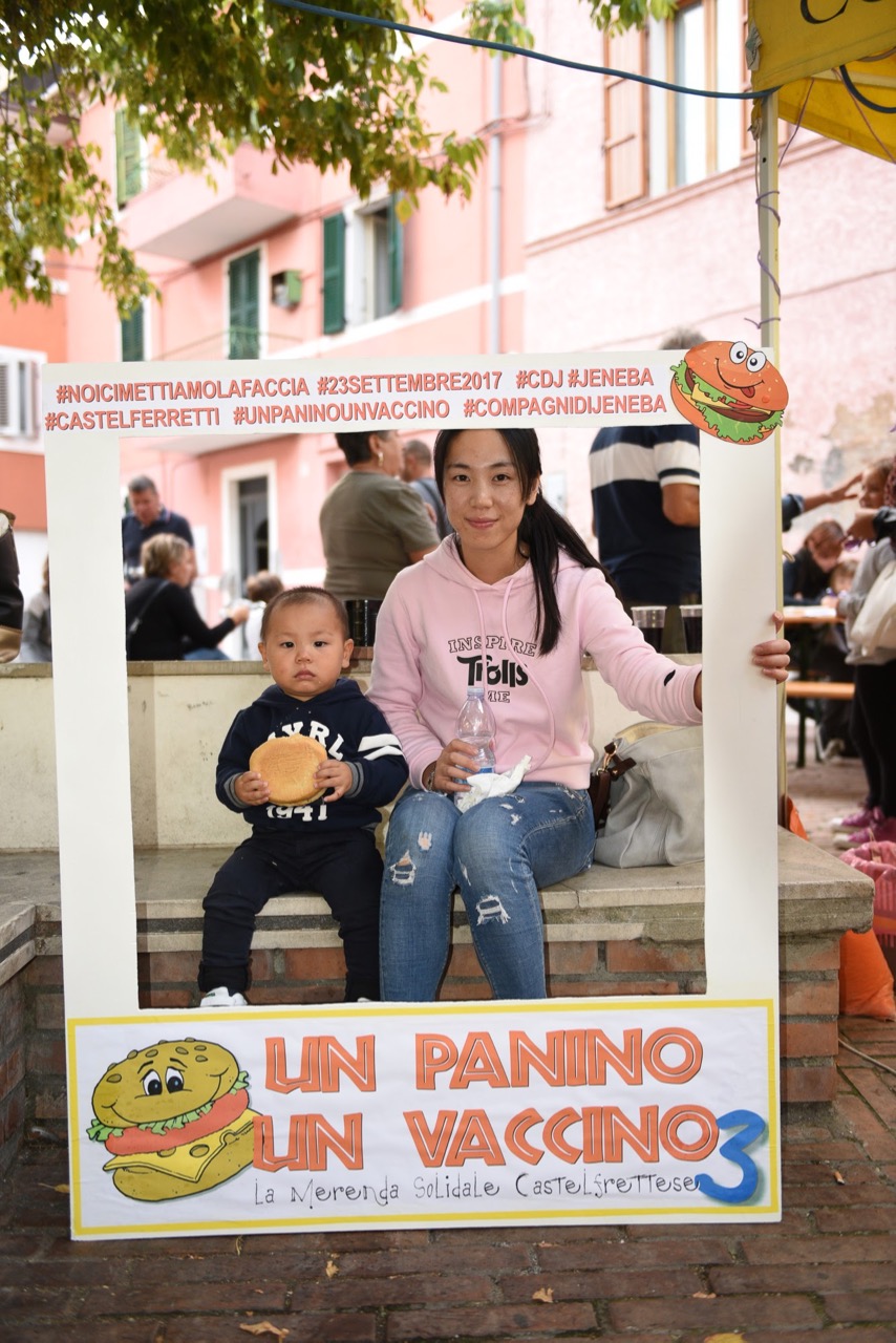 Merenda Solidale "UN PANINO UN VACCINO 2017"