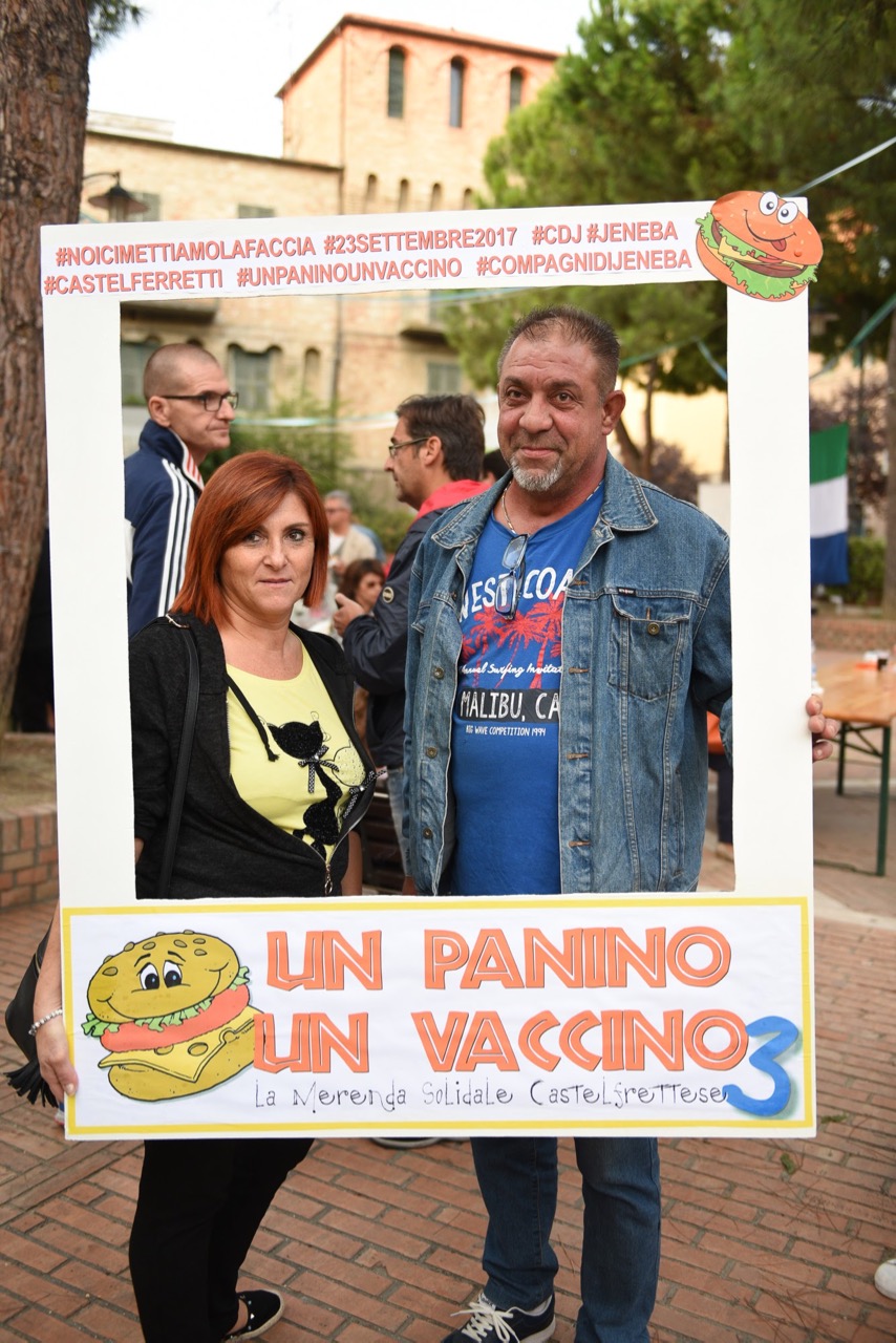 Merenda Solidale "UN PANINO UN VACCINO 2017"