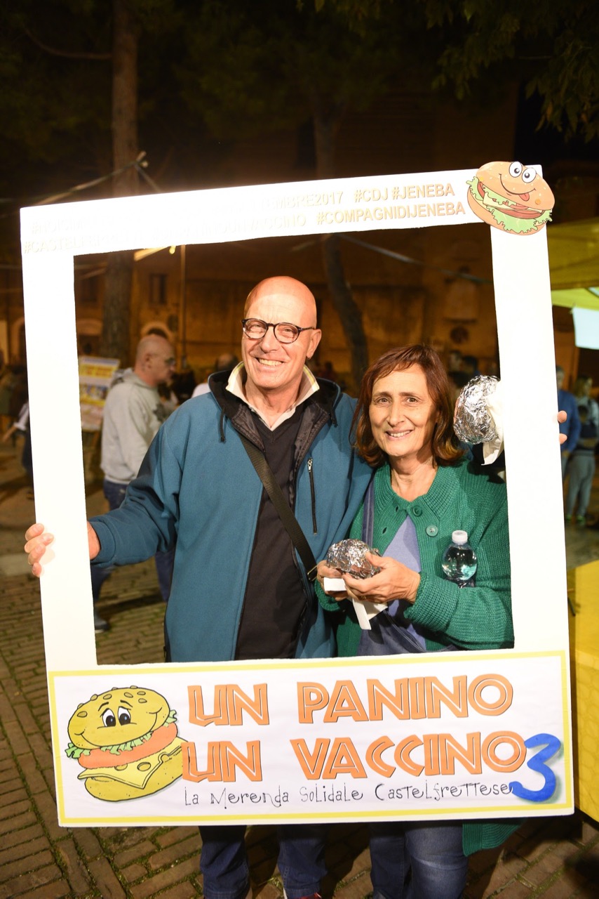 Merenda Solidale "UN PANINO UN VACCINO 2017"