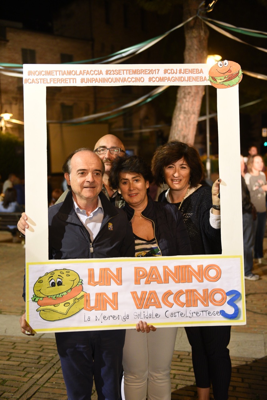 Merenda Solidale "UN PANINO UN VACCINO 2017"