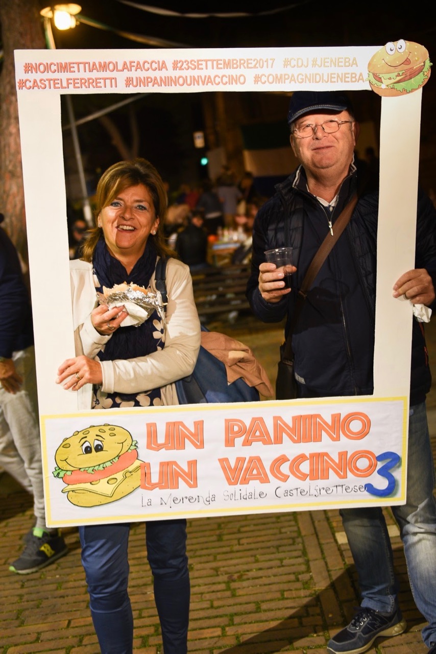 Merenda Solidale "UN PANINO UN VACCINO 2017"