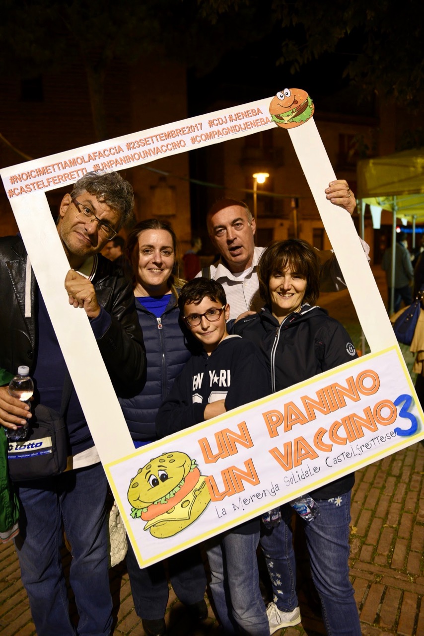 Merenda Solidale "UN PANINO UN VACCINO 2017"