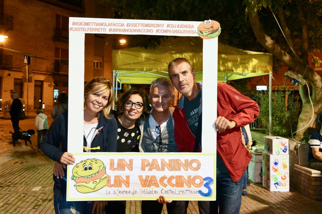 Merenda Solidale "UN PANINO UN VACCINO 2017"