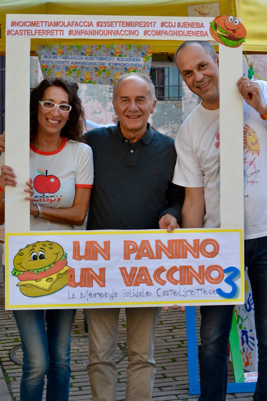 Merenda Solidale "UN PANINO UN VACCINO 2017"